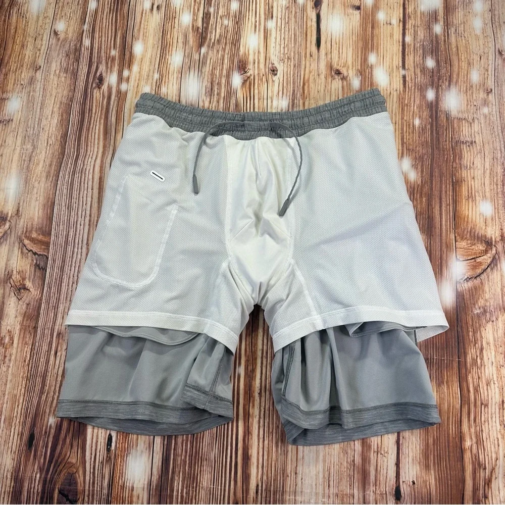 Lululemon Athletica Men's Gray Athletic Shorts Size Medium